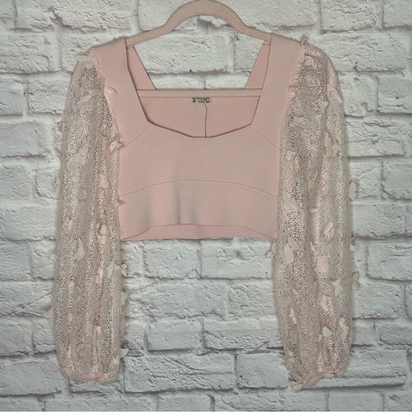 Free People Light Pink Lace Butterfly Balloon Sleeve Crop Top NWT - Picture 6 of 15